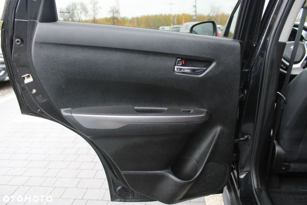 Suzuki Vitara - 26