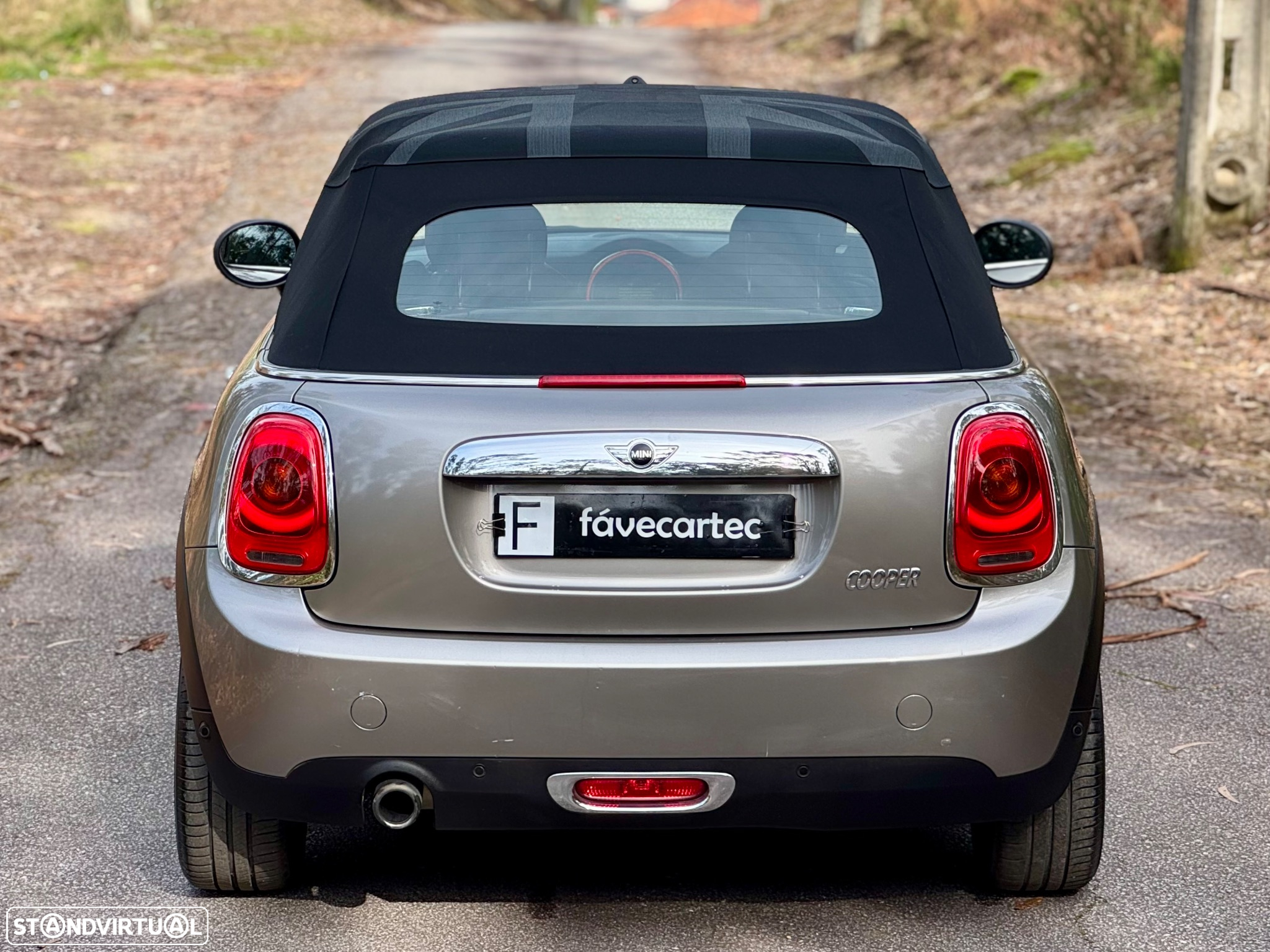 MINI Cabrio Cooper Aut. JCW - 37