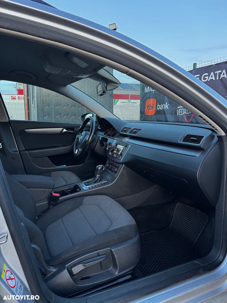 Volkswagen Passat Variant 2.0 TDI 4Motion DSG BlueMotion Tech Comfortline - 11