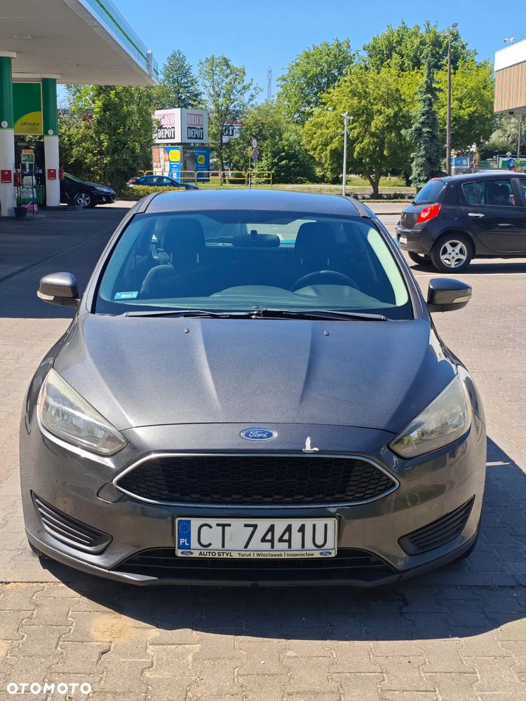 Ford Focus - 8