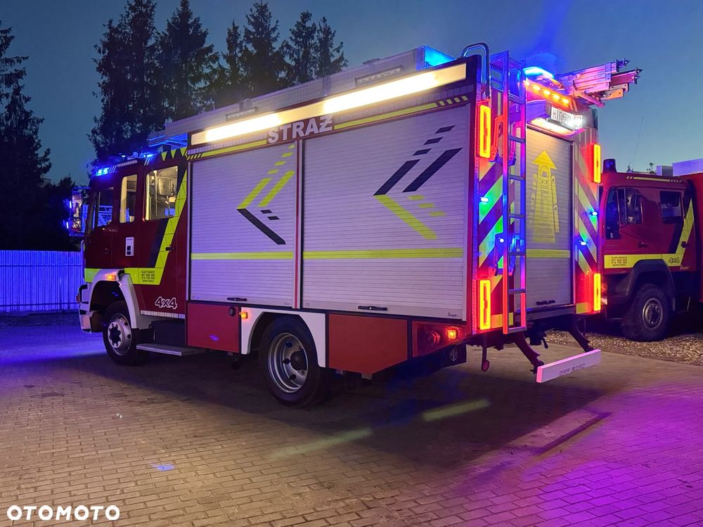 MAN Straż pożarna pojazd pożarniczy wóz strażacki MAN L80 GBA średni terenowy- uterenowiony 4x4 CNBOP 3000l wody wyciągarka mechaniczna reduktor blokady przedniego i tylnego mostu, maszt oświetleniowy - 7