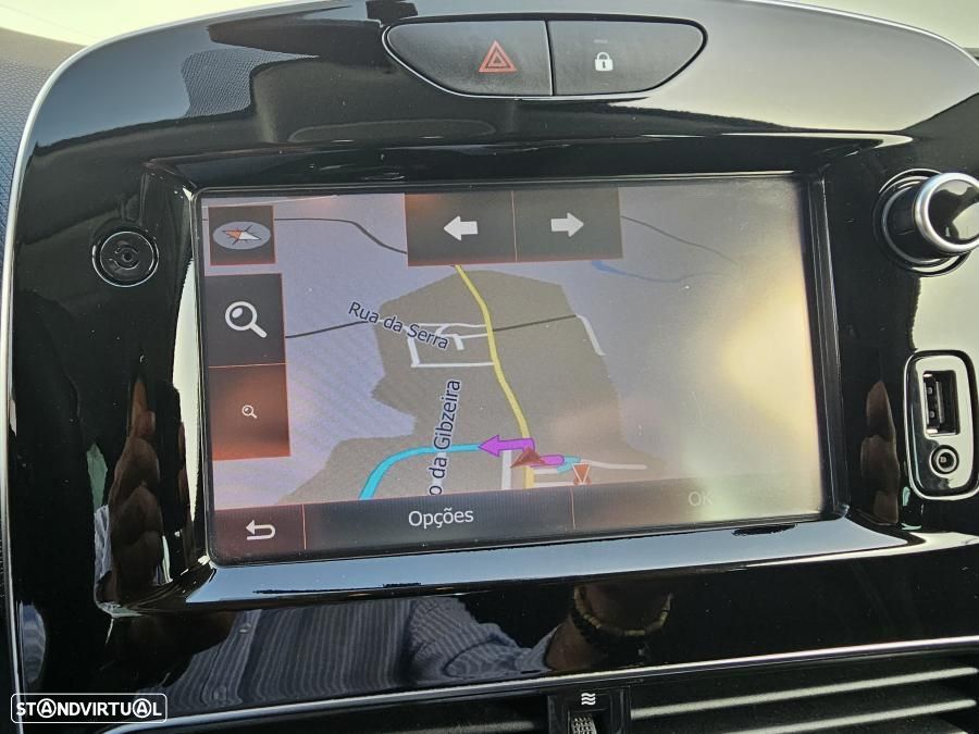 Renault Clio 0.9 TCe Limited - 25