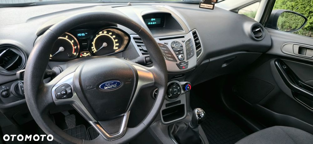 Ford Fiesta - 18