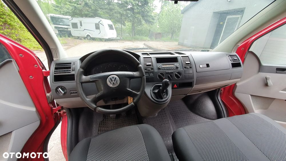Volkswagen Transporter - 2