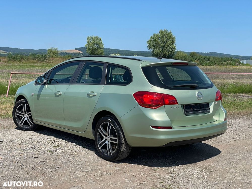 Opel Astra 1.7 CDTI ECOTEC ECOFlex Start/Stop Active - 4