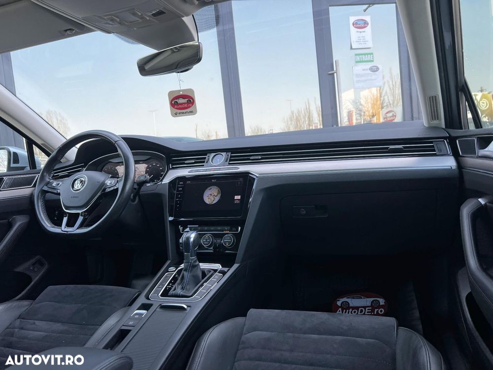 Volkswagen Passat - 6