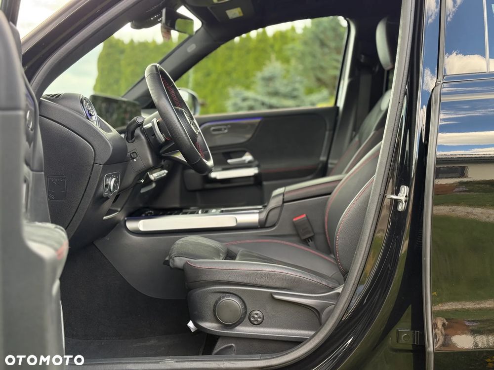 Mercedes-Benz GLB 200 d 8G-DCT AMG Line - 19