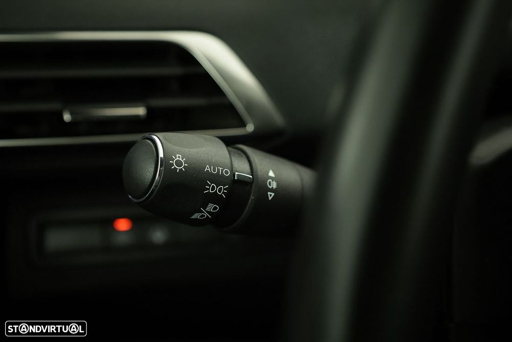 Peugeot 3008 1.2 PureTech GT EAT8 - 16