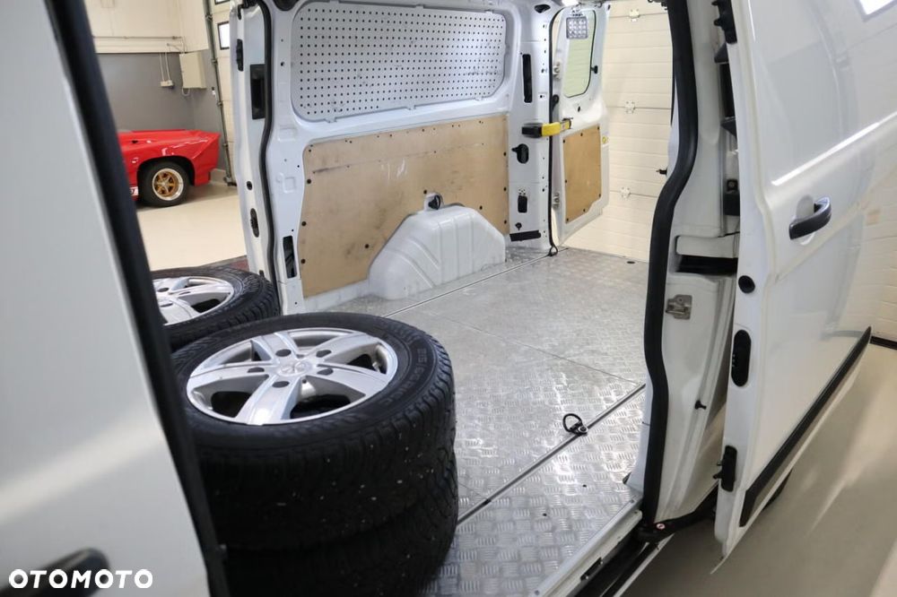 Ford Transit - 13