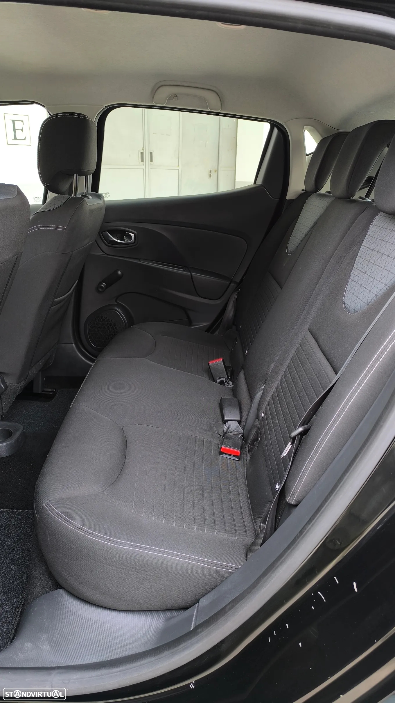 Renault Clio 0.9 TCE Dynamique S - 14