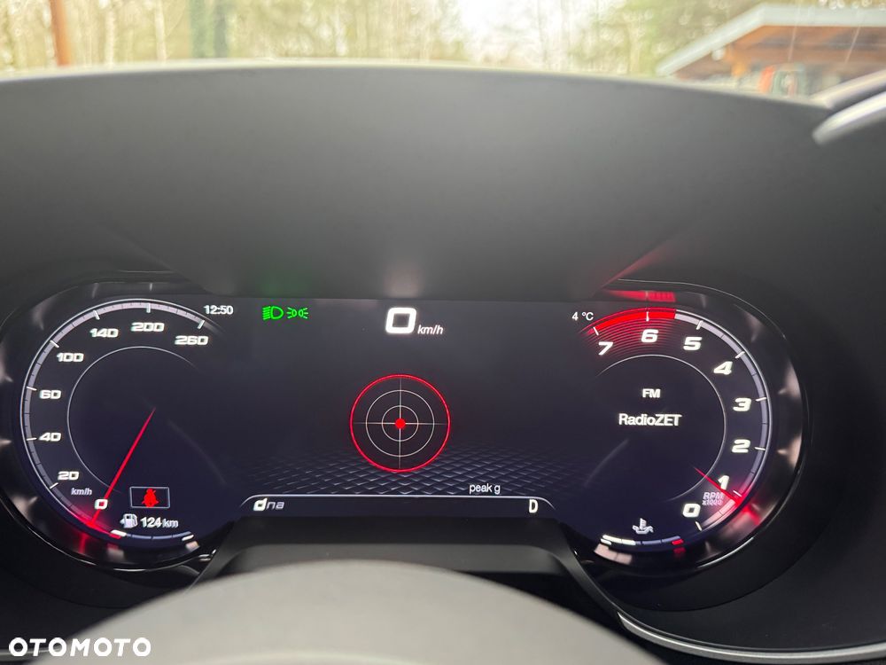 Alfa Romeo Giulia 2.0 Turbo Competizione Q4 - 34