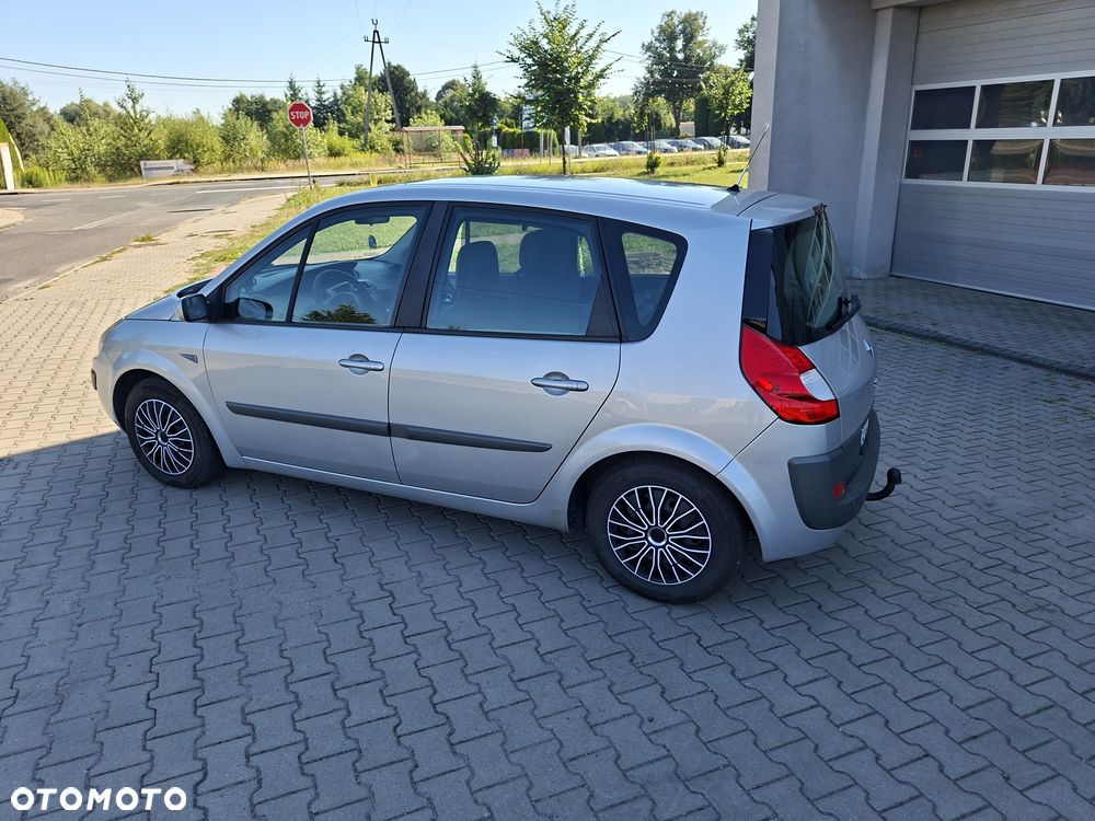 Renault 5 - 4