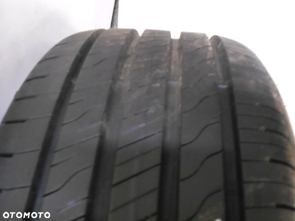 OPONA POJEDYNKA 205/45R16 GOODYEAR EFFICIENT GRIP PERFORMANCE 2  DOT 0622 8MM - 2