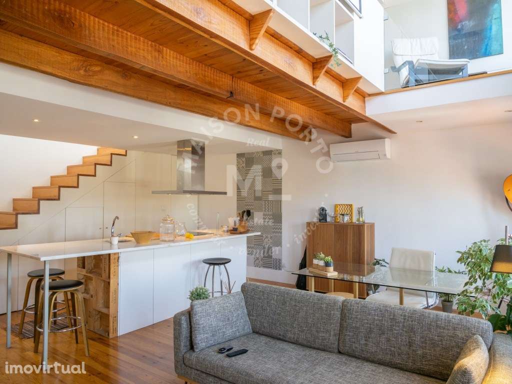 Apartamento T1 Duplex no Centro do Porto - Grande imagem: 3/23