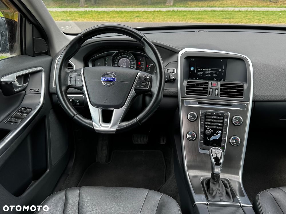 Volvo XC 60 D4 Geartronic Momentum - 31