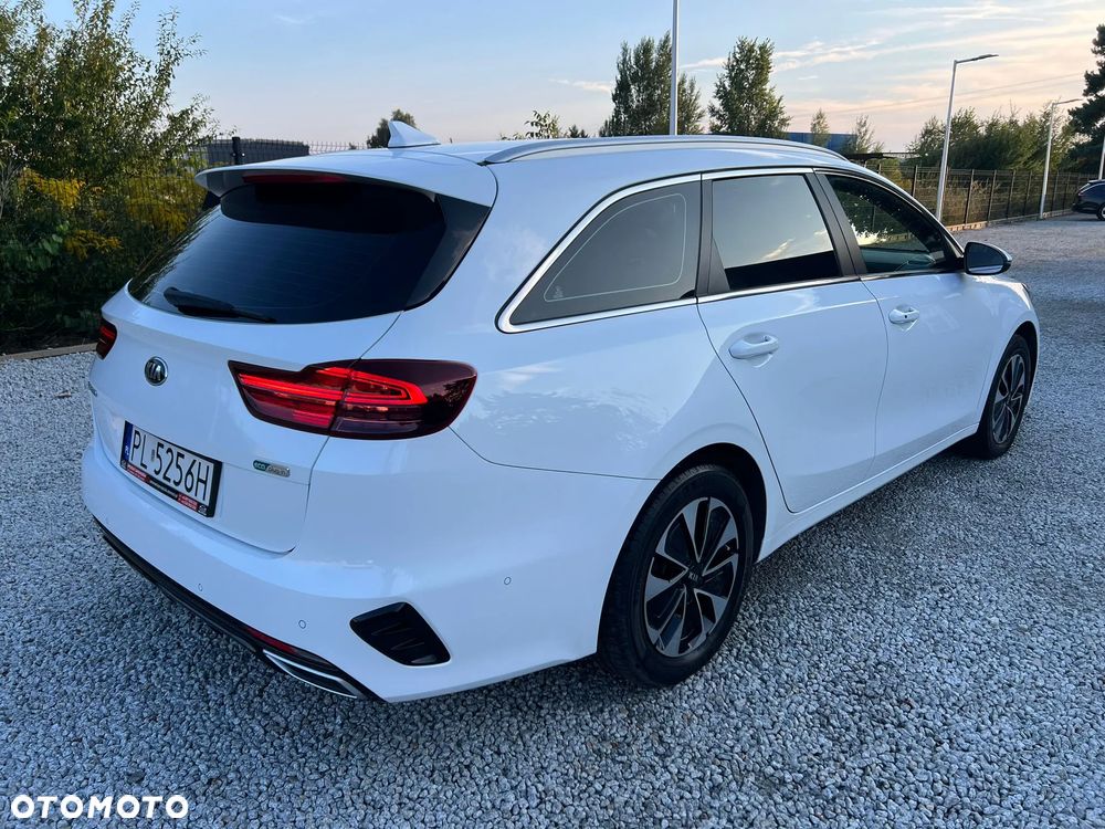 Kia Ceed SW 1.6 GDI DCT OPF Plug-in-Hybrid Spirit - 13