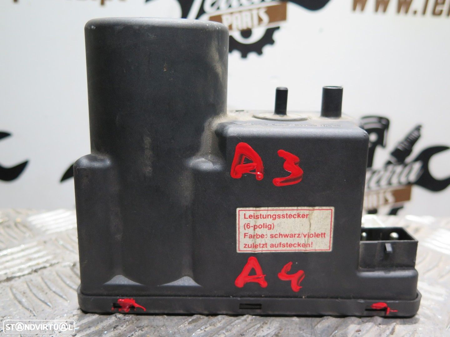 Compressor do fecho central Audi A4 B5 Usado A0862257A - 2