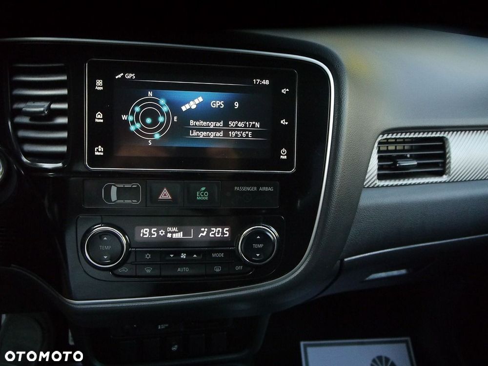 Mitsubishi Outlander 2.2 DI-D 4WD Automatik Diamant Edition+ - 25