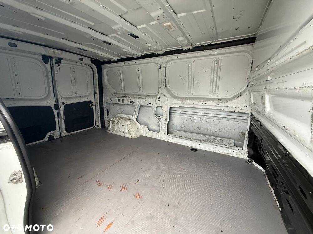 Renault Trafic L2H1 - 16