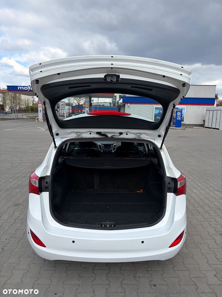Hyundai i30 1.6 CRDi BlueDrive Classic - 12