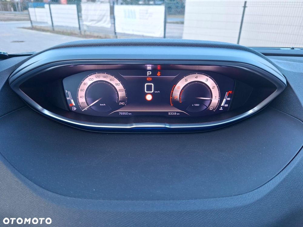 Peugeot 3008 1.2 PureTech GT Pack S&S EAT8 - 10