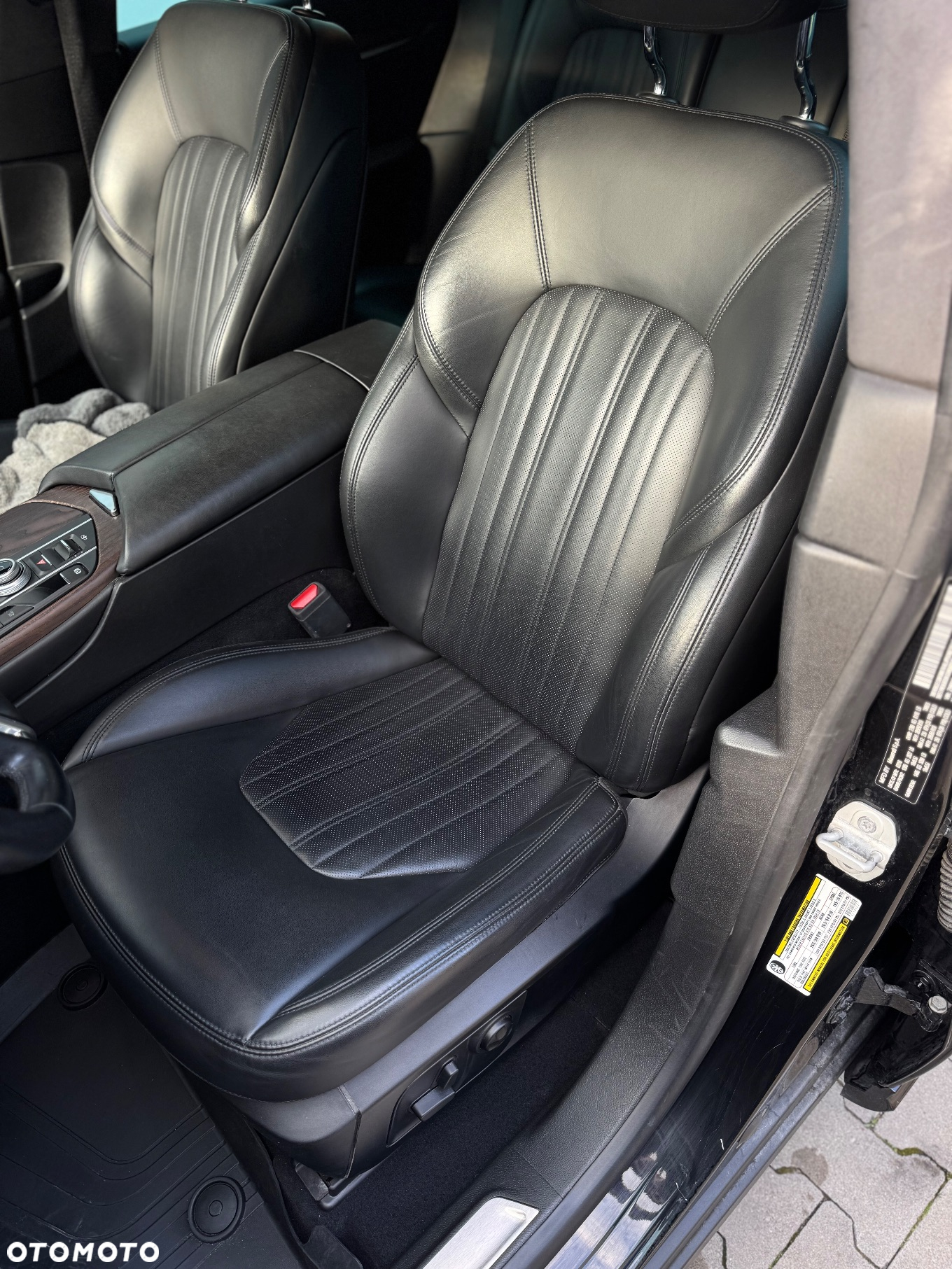 Maserati Levante Q4 Executive - 18