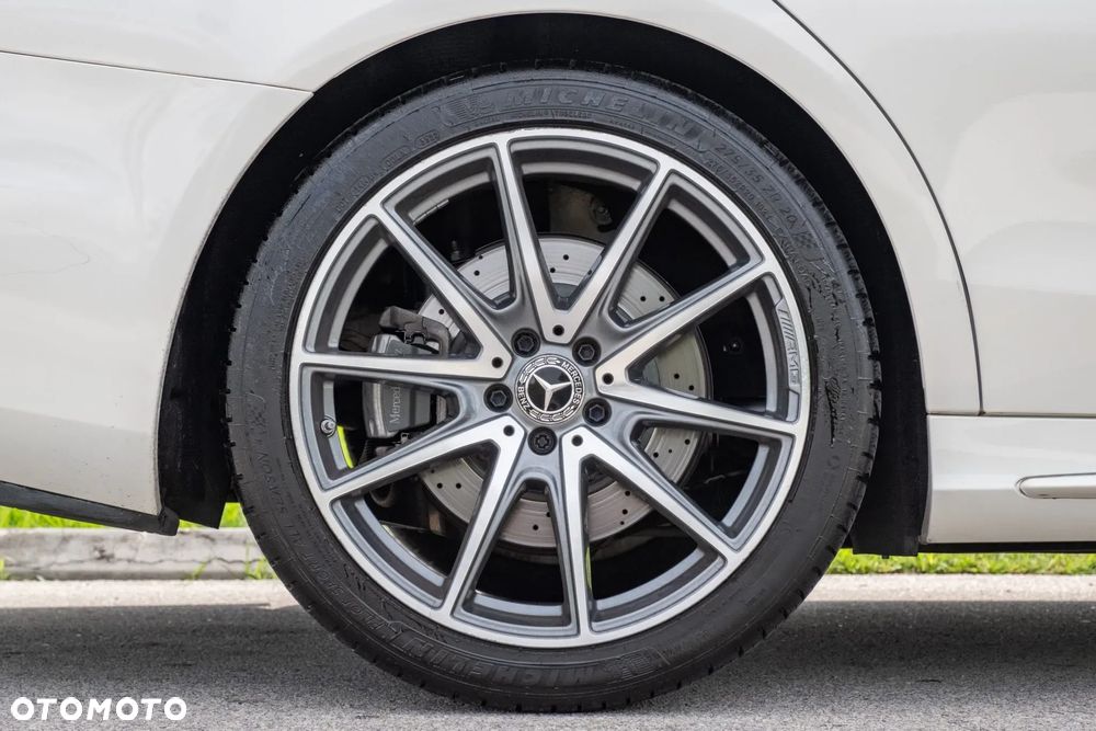 Mercedes-Benz Klasa S 560 9G-TRONIC - 29