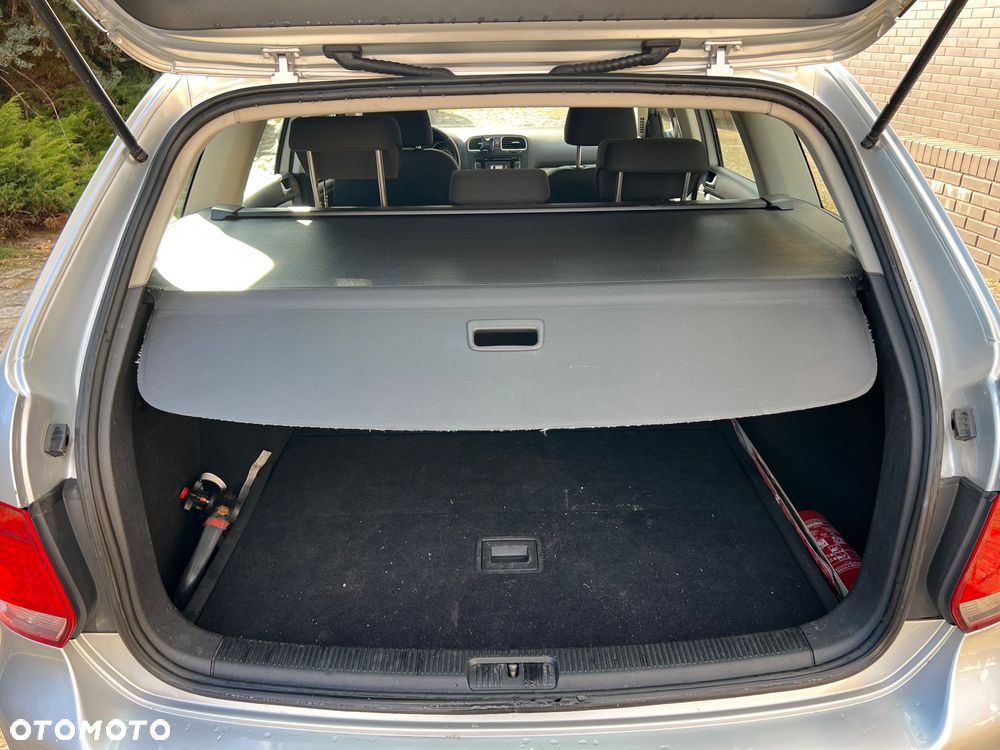 Volkswagen Golf 1.6 TDI DPF Highline - 5