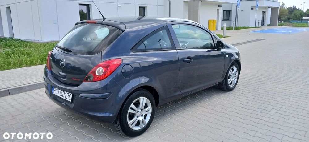 Opel Corsa 1.2 16V Enjoy - 8