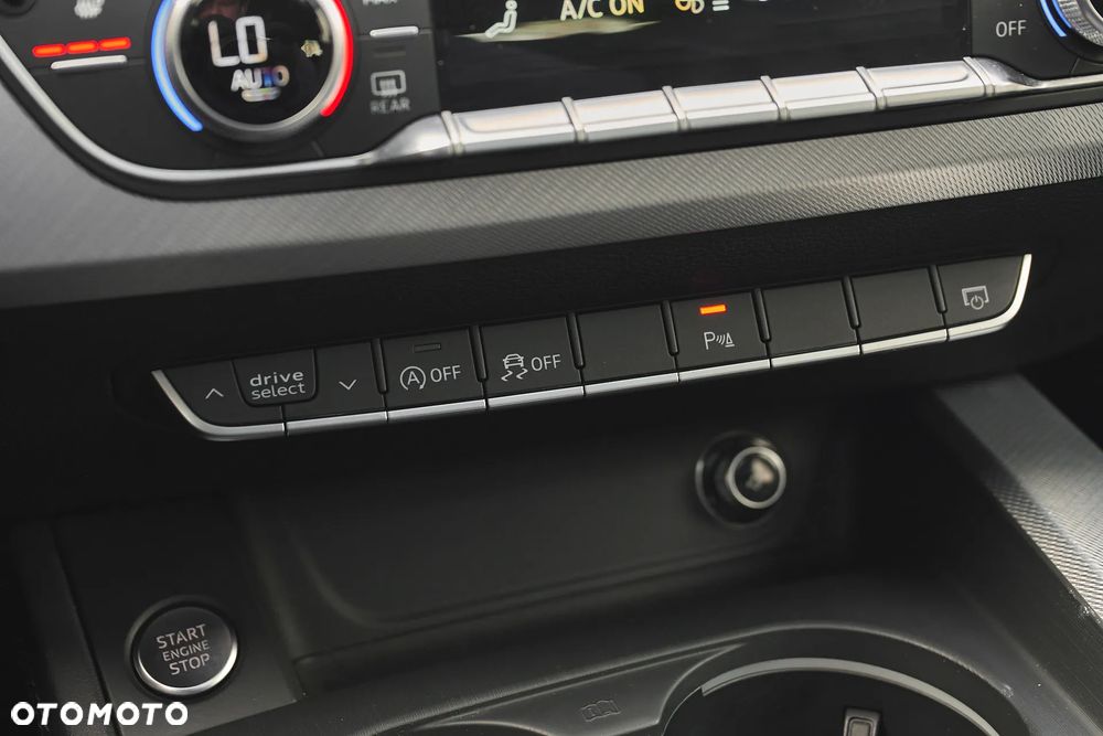 Audi A4 Avant 3.0 TDI quattro tiptronic sport - 33