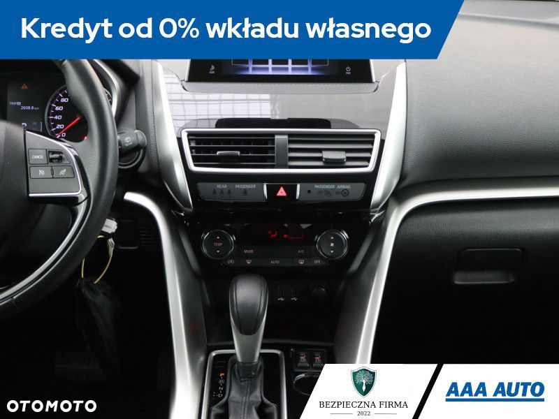 Mitsubishi Eclipse Cross - 14