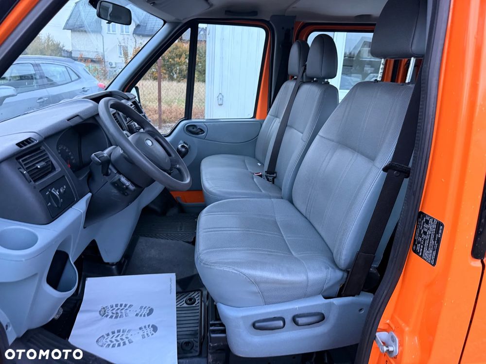 Ford Transit - 15