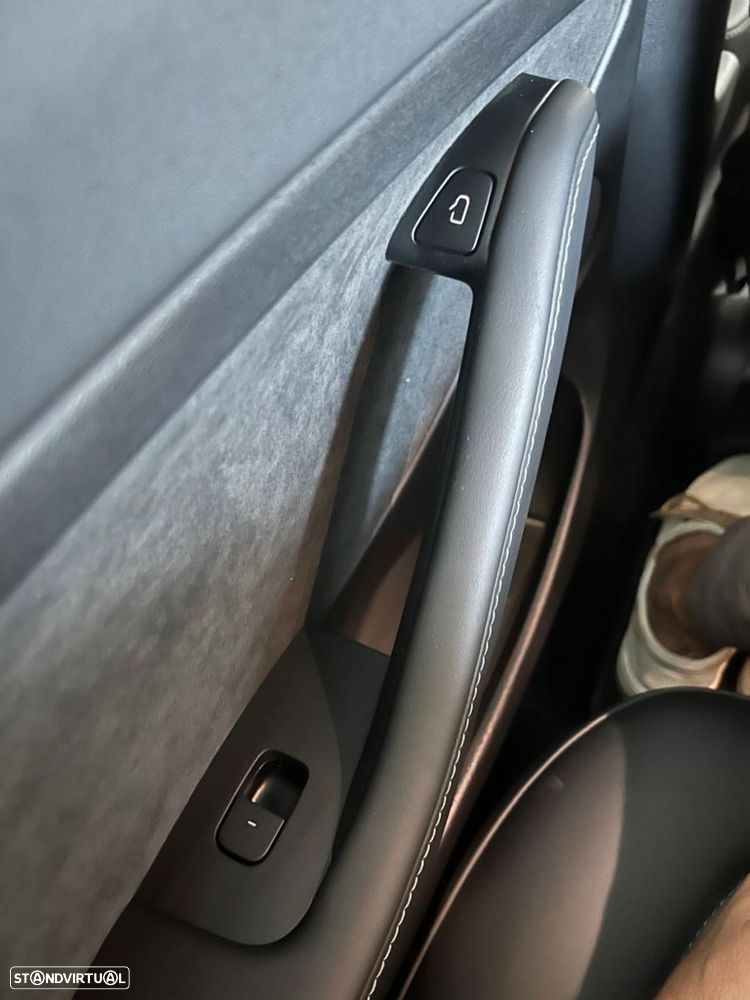 Tesla Model 3 - 41