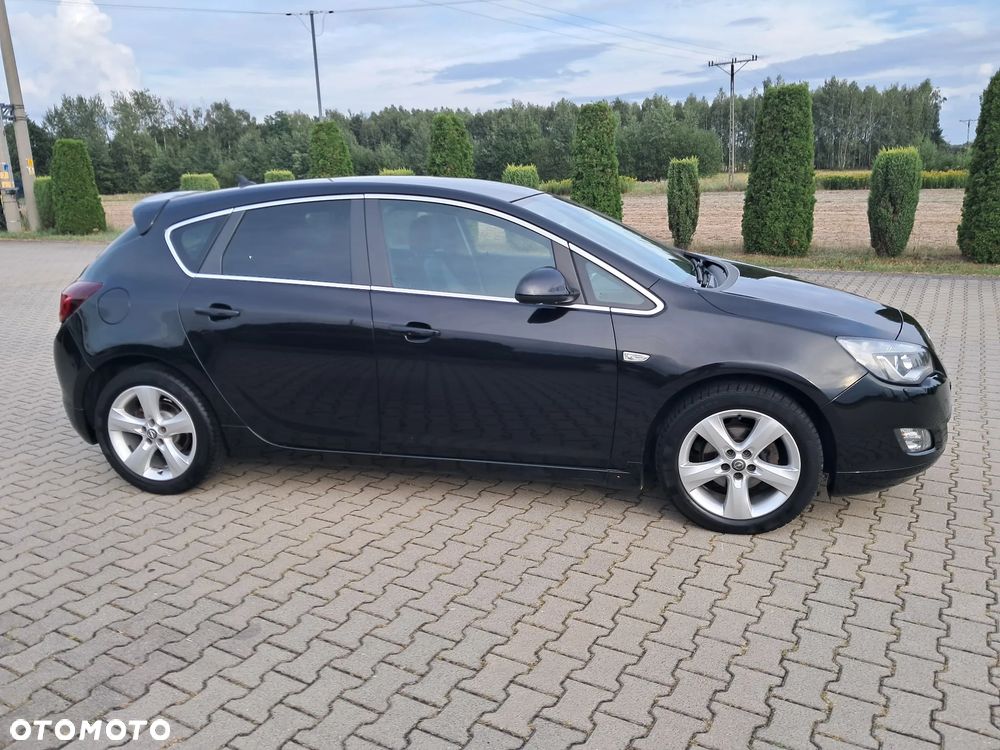 Opel Astra 1.4 Turbo Innovation - 8
