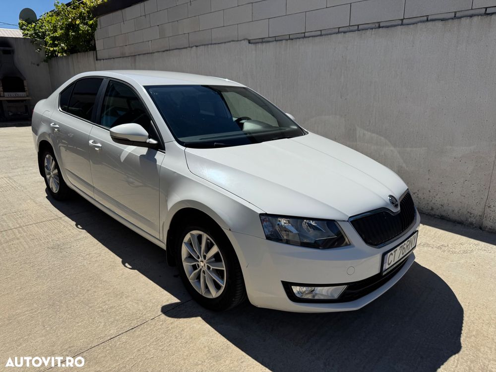 Skoda Octavia 1.6 TDI ACTIVE - 8