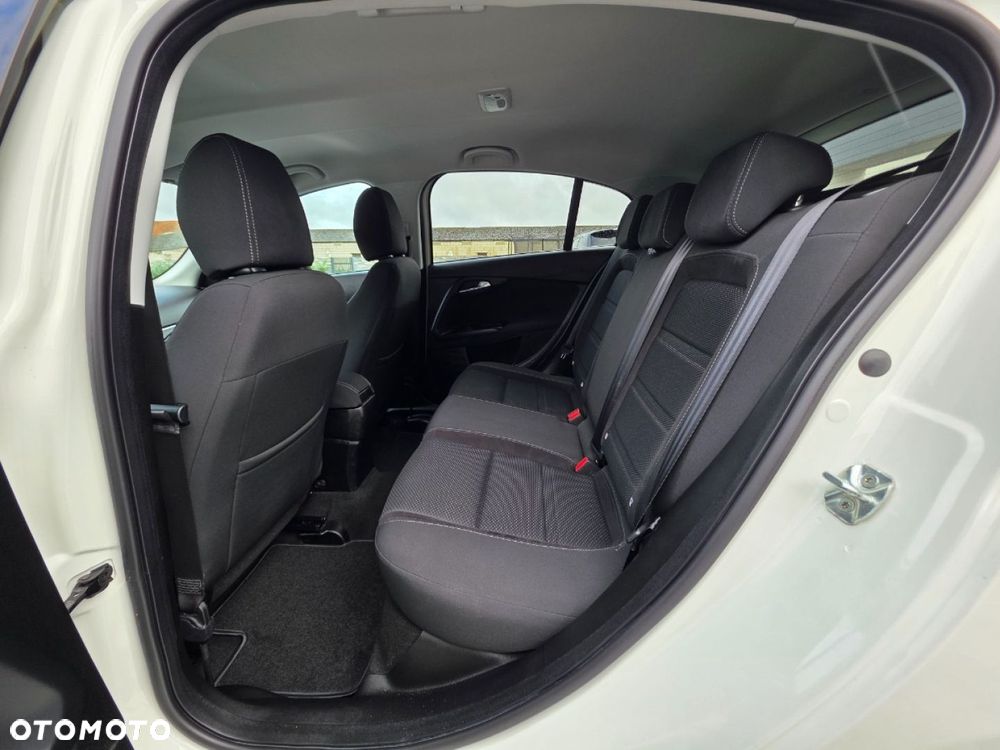Fiat Tipo - 18