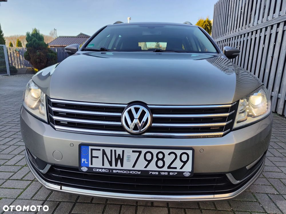 Volkswagen Passat - 11