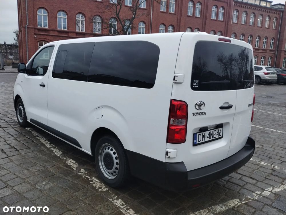 Toyota ProAce Kombi D-4D Long 2,7t - 3