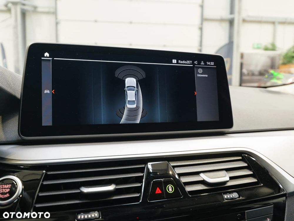 BMW Seria 5 520d xDrive MHEV - 29