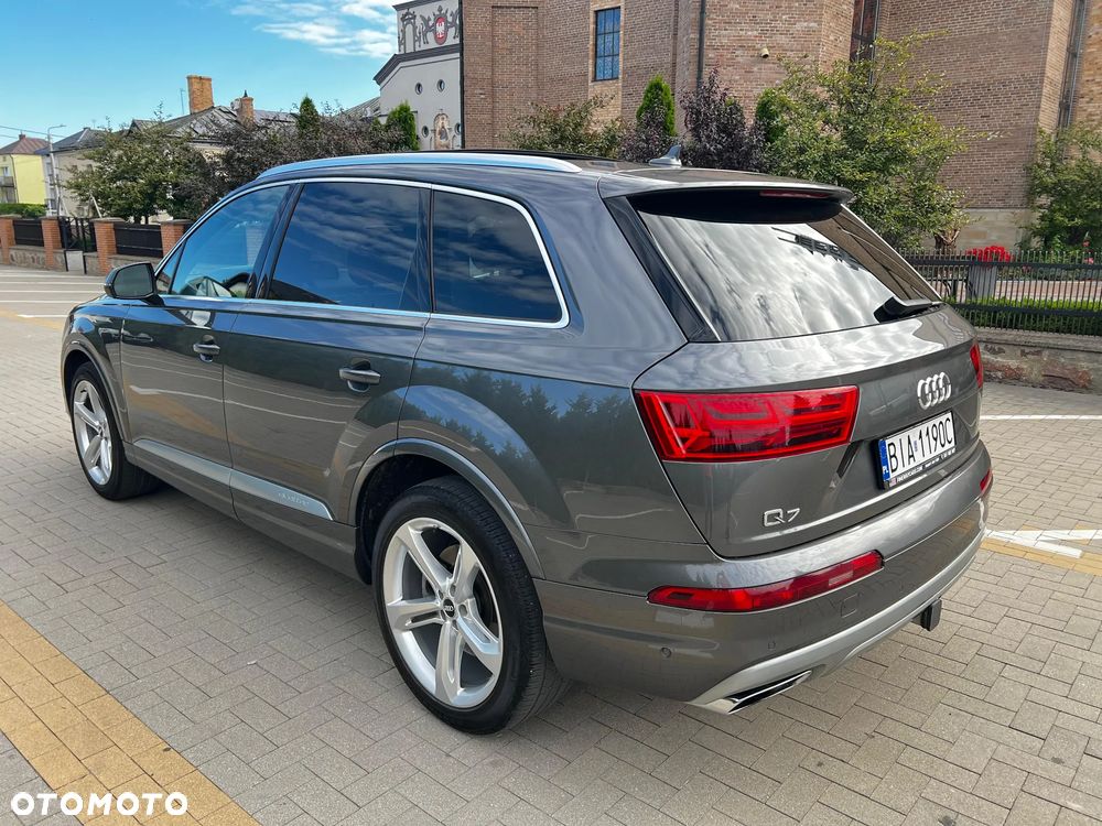 Audi Q7 3.0 TFSI Quattro Tiptronic - 10