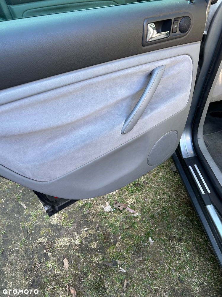 Volkswagen Passat - 9