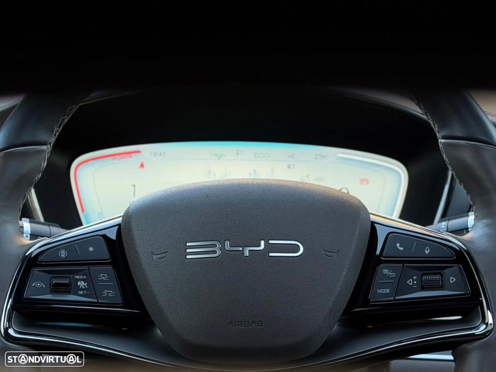BYD Han 85.4 kWh AWD Executive - 23
