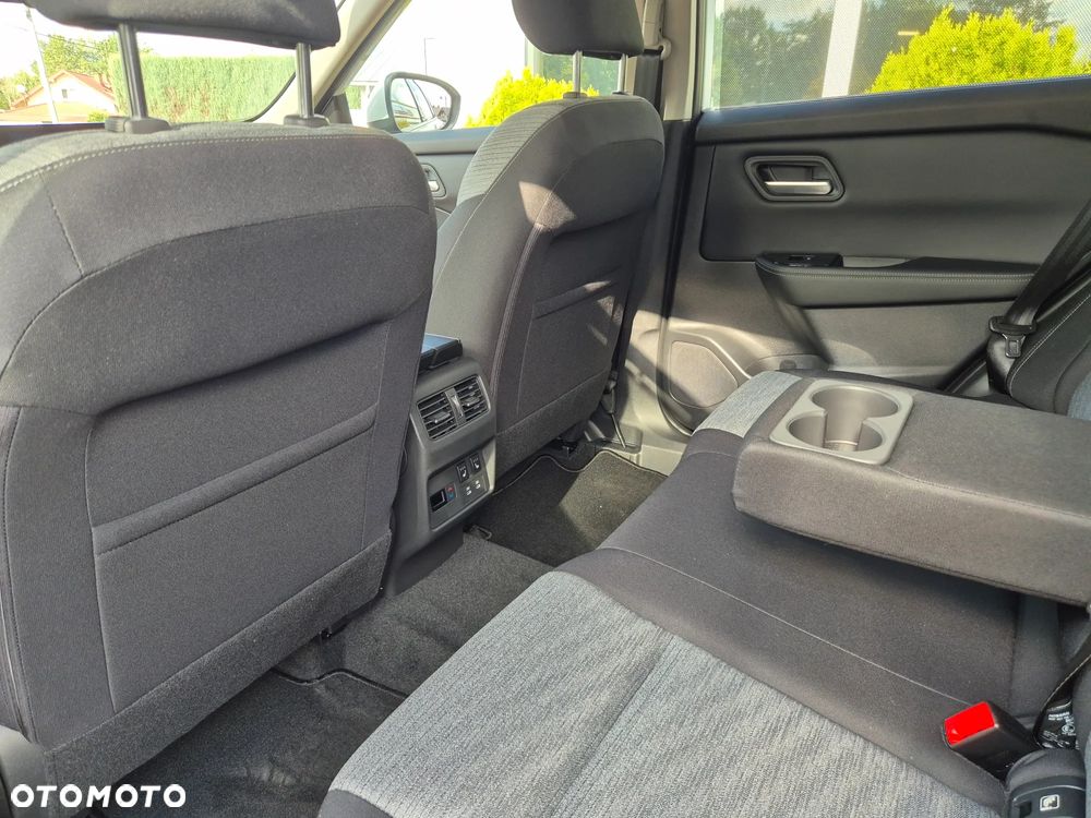 Nissan X-Trail 1.5 VC-T MHEV Acenta 2WD Xtronic - 13