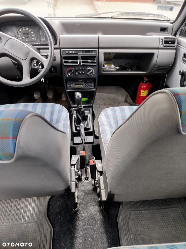 Fiat Uno 899 - 5
