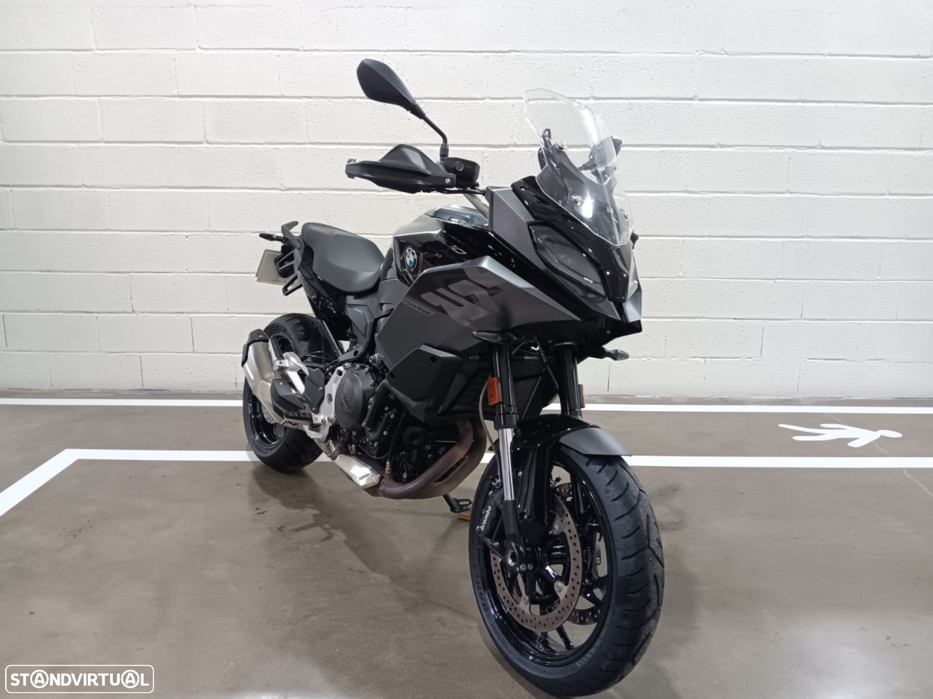 BMW F 900 XR 900XR - 4
