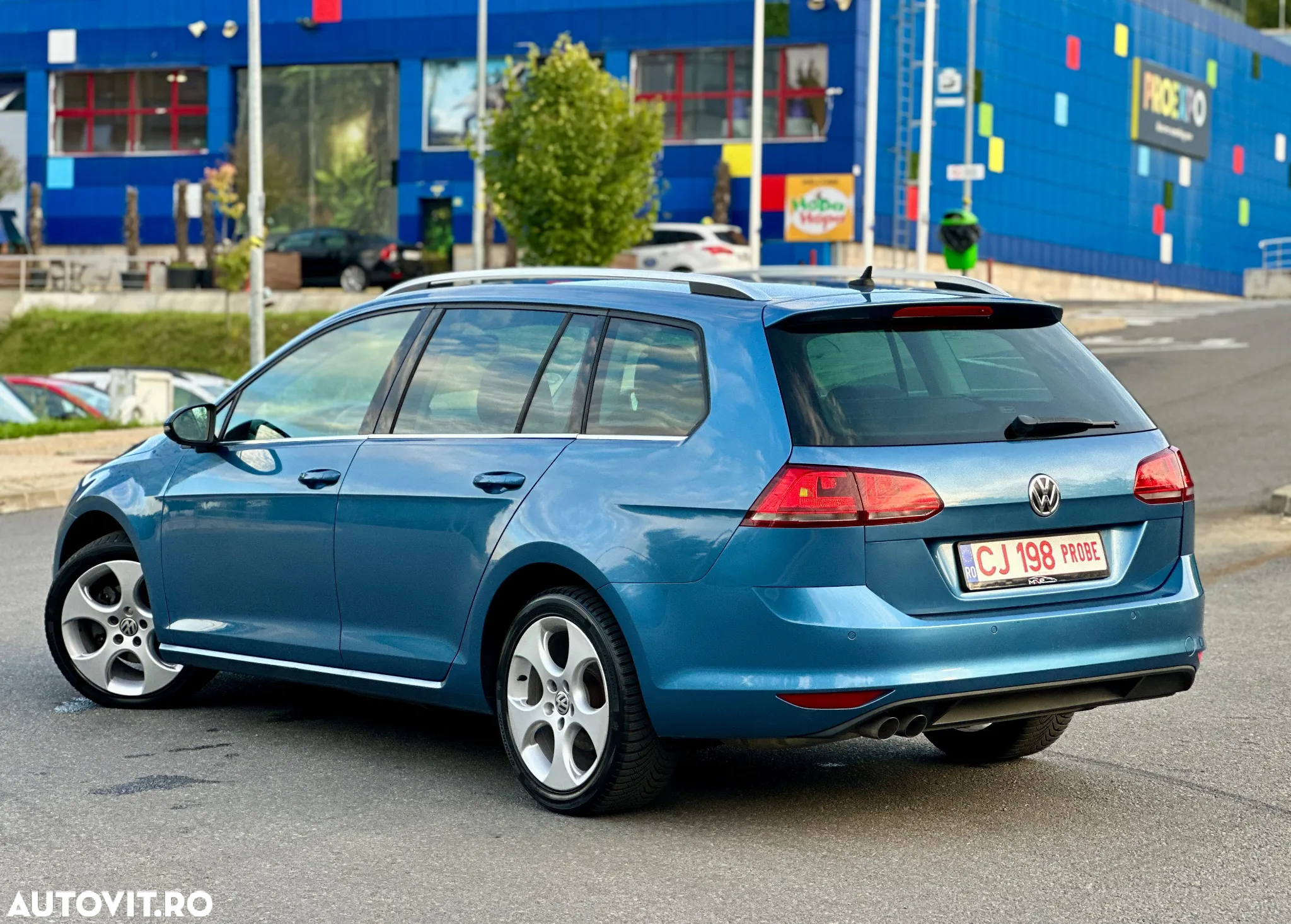Volkswagen Golf 2.0 BlueTDI Highline - 4