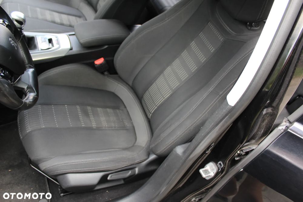 Peugeot 308 BlueHDi 150 Stop & Start Active - 26