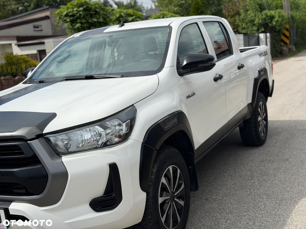Toyota Hilux 2.4 D-4D Double Cab DLX 4x4 - 38