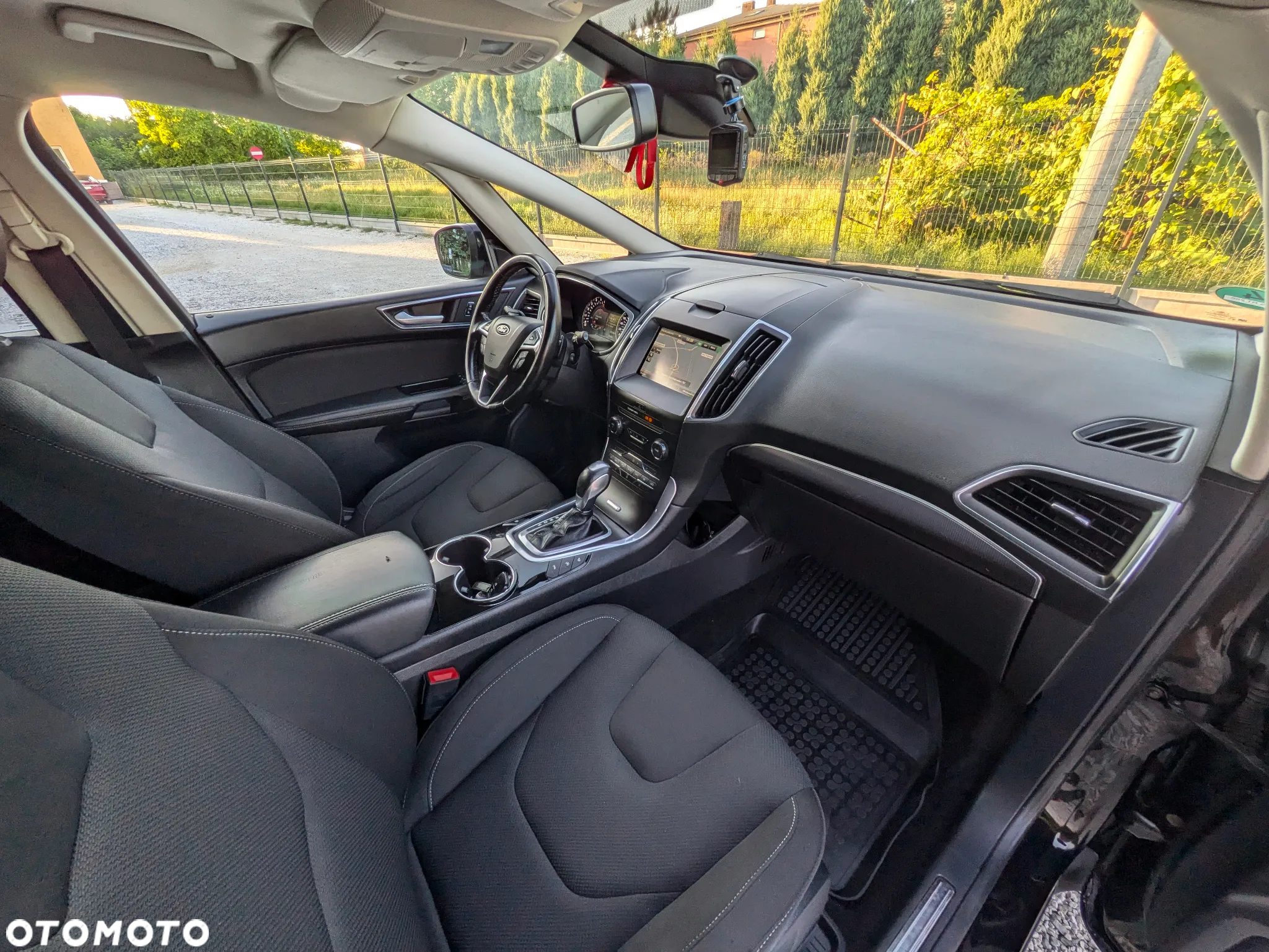 Ford S-Max - 20