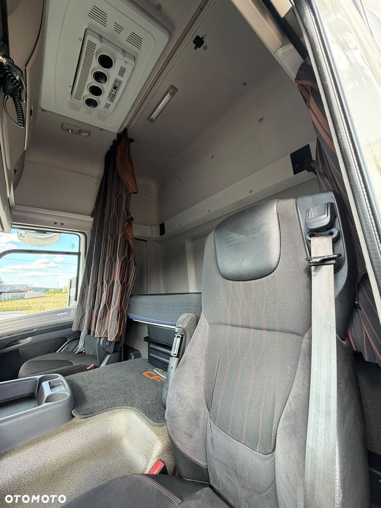 DAF CF 320 / FIRANKA / 18 EUROPALET / 280 TYŚ KM / AUTOMAT / SYPIALKA / DACH ZSUWANY / 2018 ROK - 22